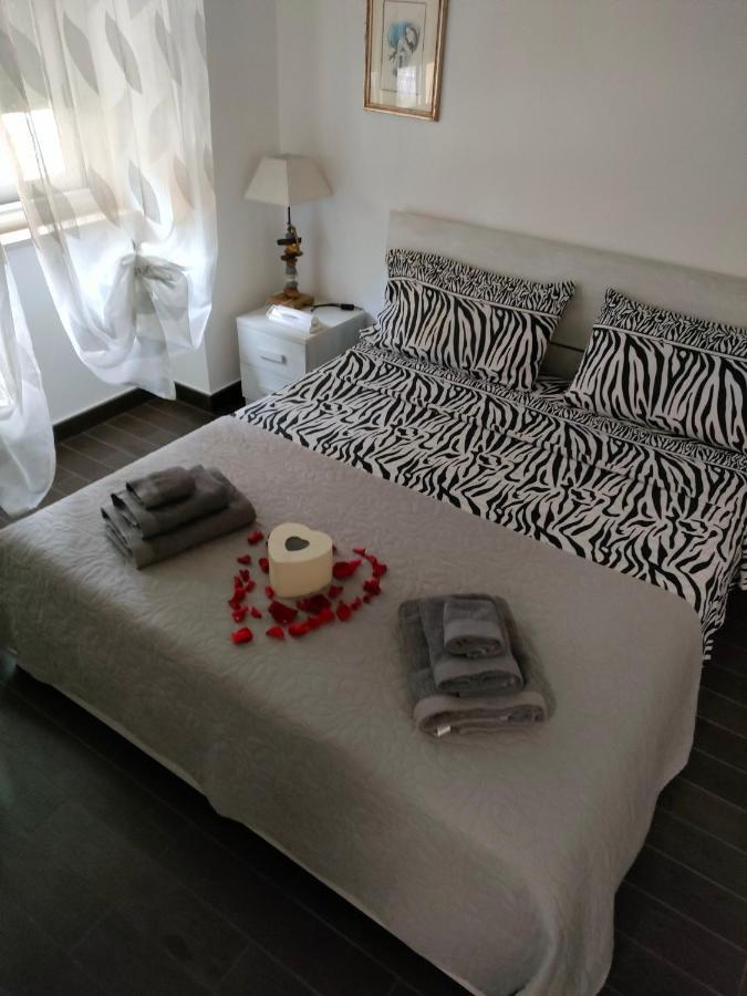 Casa Vacanze Candida Bari Exteriör bild